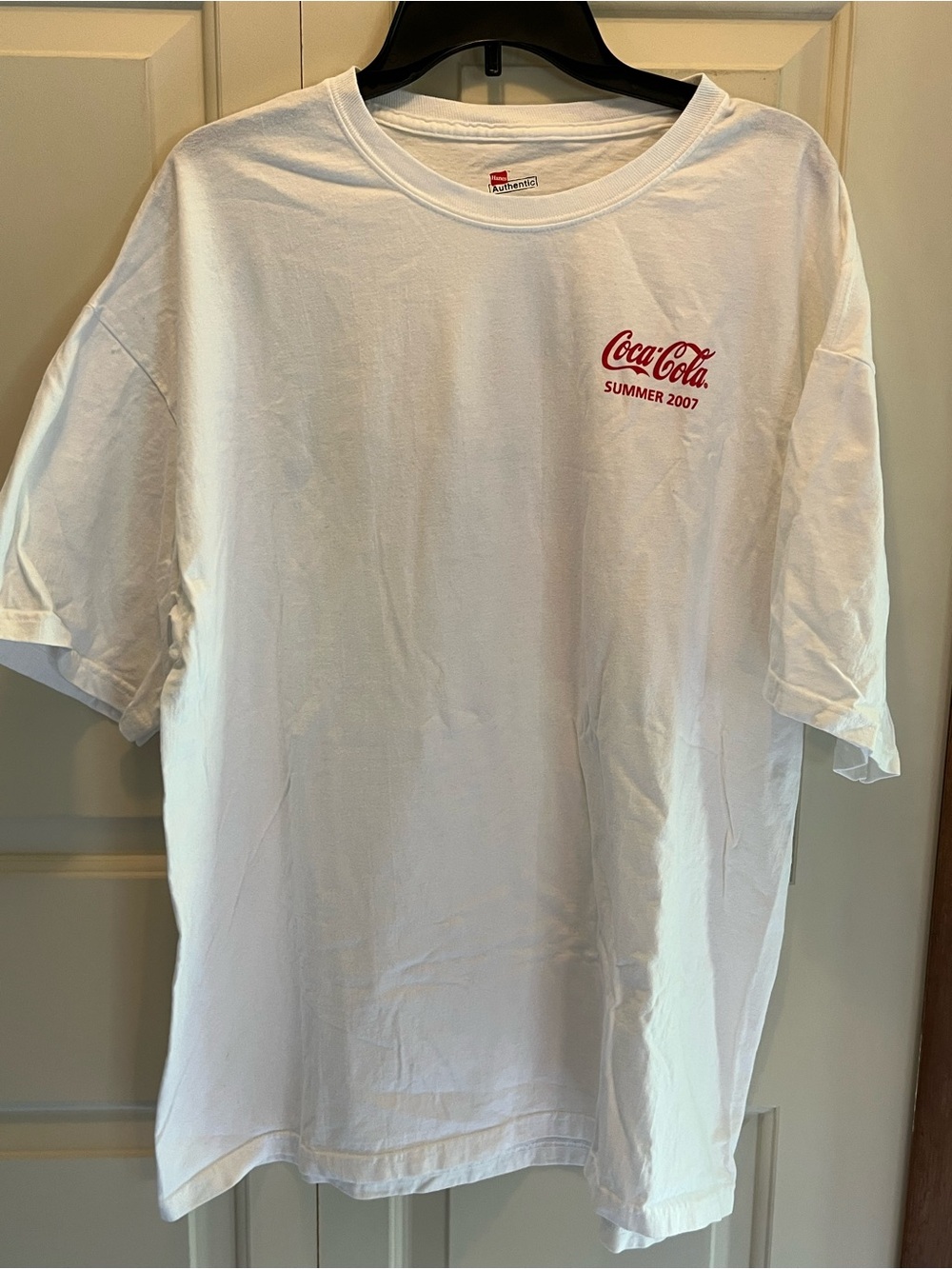 Hanes White T-Shirt with Red Coca-Cola Chest Logo size XL